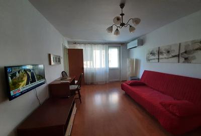 Tineretului METROU, garsoniera, metrou, etaj 4 /10, bloc mixt - 1