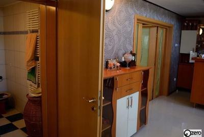Casa cu teren si garaj acoperit Periferie - 11