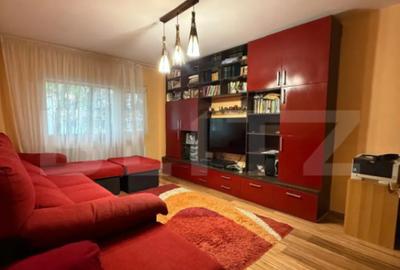 Apartament cu 4 camere decomandat în 9 Mai - 11