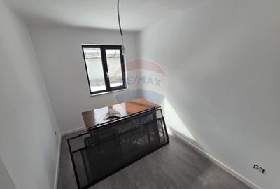 Casă individuală cu 3 camere cu Teren 413 Mp în Golești - 14