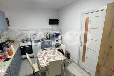 Casă cu 2 camere decomandat cu Canalizare în Central - 4