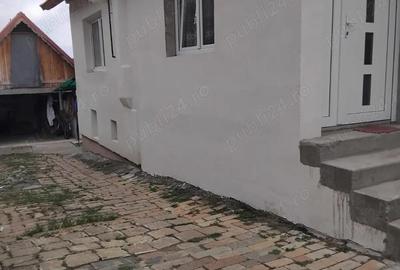 Casă cu Teren 760 Mp în Ighișu Nou - 1