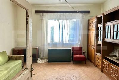 Casa Centrala in Blaj -Locuinta sau Spatiu Comercial, 3 Camere si Teren Generos