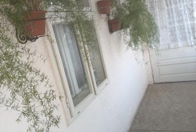 Casă cu 6 camere în Alioș - 4