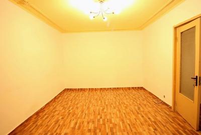 Turda - Parcul Regina Maria, 2 camere, decomandat, parter cu balcon, bloc 1982 - 2