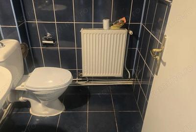 Spațiu comercial, de 74 mp, în Central - 4