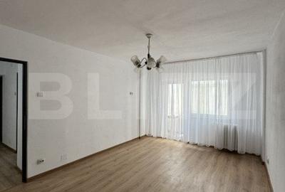 Apartament cu 2 camere, 49 mp, central, Bulevardul Decebal - 7