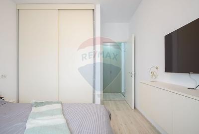 Apartament cu 2 camere semidecomandat în Tractorul - 8