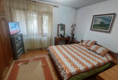 Apartament 3 camere decomandat, parter, George Enescu zona Liceul de Chimie - 3