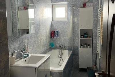 Vanzare Apartament 3 Camere 1 minut Piata Unirii