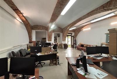 Spatiu comercial de inchiriat 90 mp | Livada postei