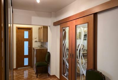 Apartament cu 4 camere, mobilat în Decebal - 1