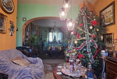 Casă cu 5 camere în 1 Mai - 4