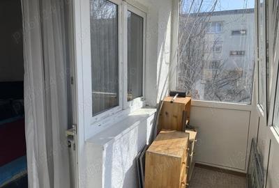 Apartament cu 3 camere decomandat în Torontalului - 2