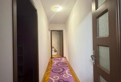 Apartament cu 3 camere în Circumvalațiunii