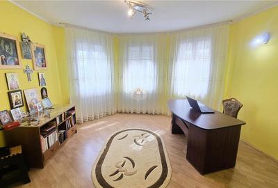 Casă individuală cu 7 camere cu Teren 1384 Mp în Vest - 17