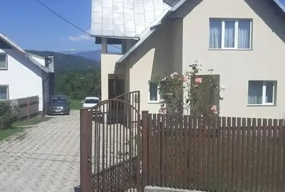 Vand casa Parter + Mansarda - 2