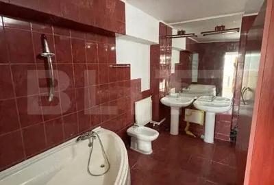 Apartament de 2 camere, posibilitate recompartimentare, 100 mp, zona Nicolina - 3