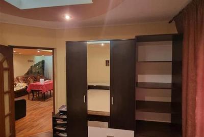 Casă cu 4 camere cu Teren 800 Mp în Valea Adâncă - 2