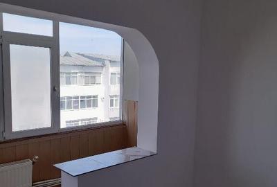 Apartament doua camere deco renovat complet Mioritei, etaj patru liber - 6