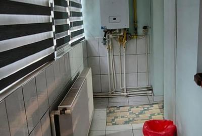 Apartament cu 3 camere decomandat în Inel I