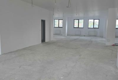 Spațiu comercial, de 297 mp, în Valea Adâncă - 6