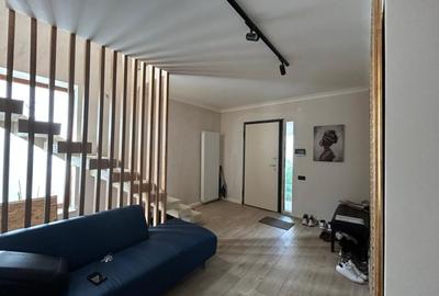 Casa P+1+M, 370 MP teren, 225 MP utili, Central - 9
