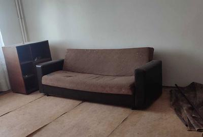 Garsonieră decomandată în Rovine - 2