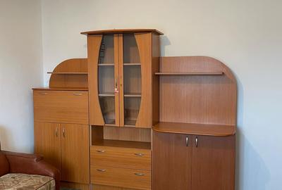 Garsonieră decomandată în Central - 2