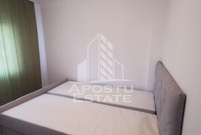 Apartament cu 3 camere, 2balcoane,2 bai, complex, centrala proprie,AC - 7
