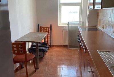 Apartament cu 2 camere decomandat în Central - 8