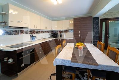 Casă individuală cu 5 camere cu Canalizare în Cristian - 9