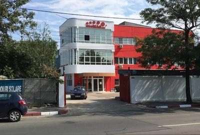 Showroom+depozit