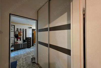 Apartament cu 3 camere decomandat în Progresul - 3