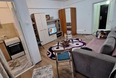 Garsonieră semidecomandată în Central - 1