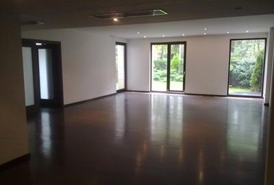 Birou, de 230 mp, în Aviatorilor - 2