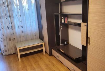Apartament cu 2 camere decomandat în Runcu - 6