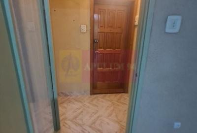 Apartament cu 2 camere de vanzare in Campina - Zona Piata Centrala - 8