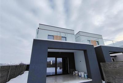 Duplex cu 3 camere cu Canalizare în Moșnița Nouă - 3