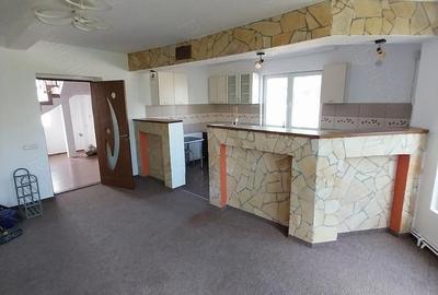Casă cu Teren 300 Mp în Sânnicoară - 6