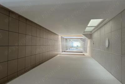 Spațiu comercial, de 400 mp, în Titan - 9