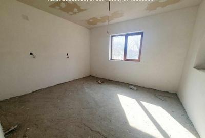 Casa D+P+M, situata in Arcani (Campofeni) - 8