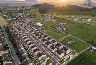 Casă cu 4 camere în Noua - 7