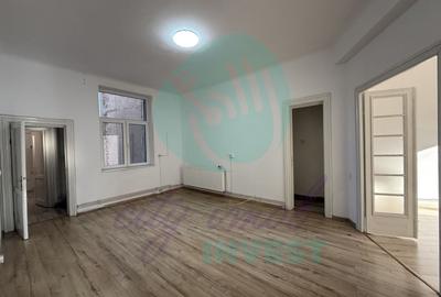 Apartament cu 3 camere semidecomandat în P-ța Romană - 8