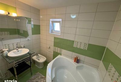 Apartament cu 3 camere, mobilat în Central - 10