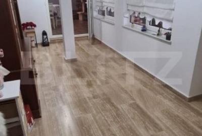 Casă cu 5 camere cu Garaj în Central - 11