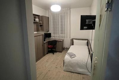 Apartament cu 3 camere în Central - 3