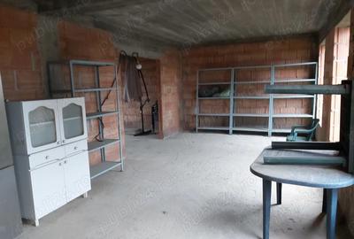 Vand casa la ro?u in Domne?ti Ilfov - 1