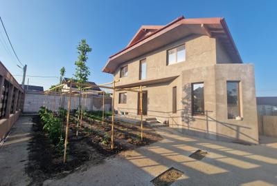 Casa P+M cu placa turnata, 5camere constructie deosebita -165.000euro - 2