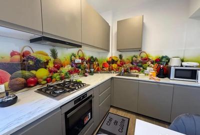 Apartament cu 2 camere decomandat, mobilat în Apărătorii Patriei